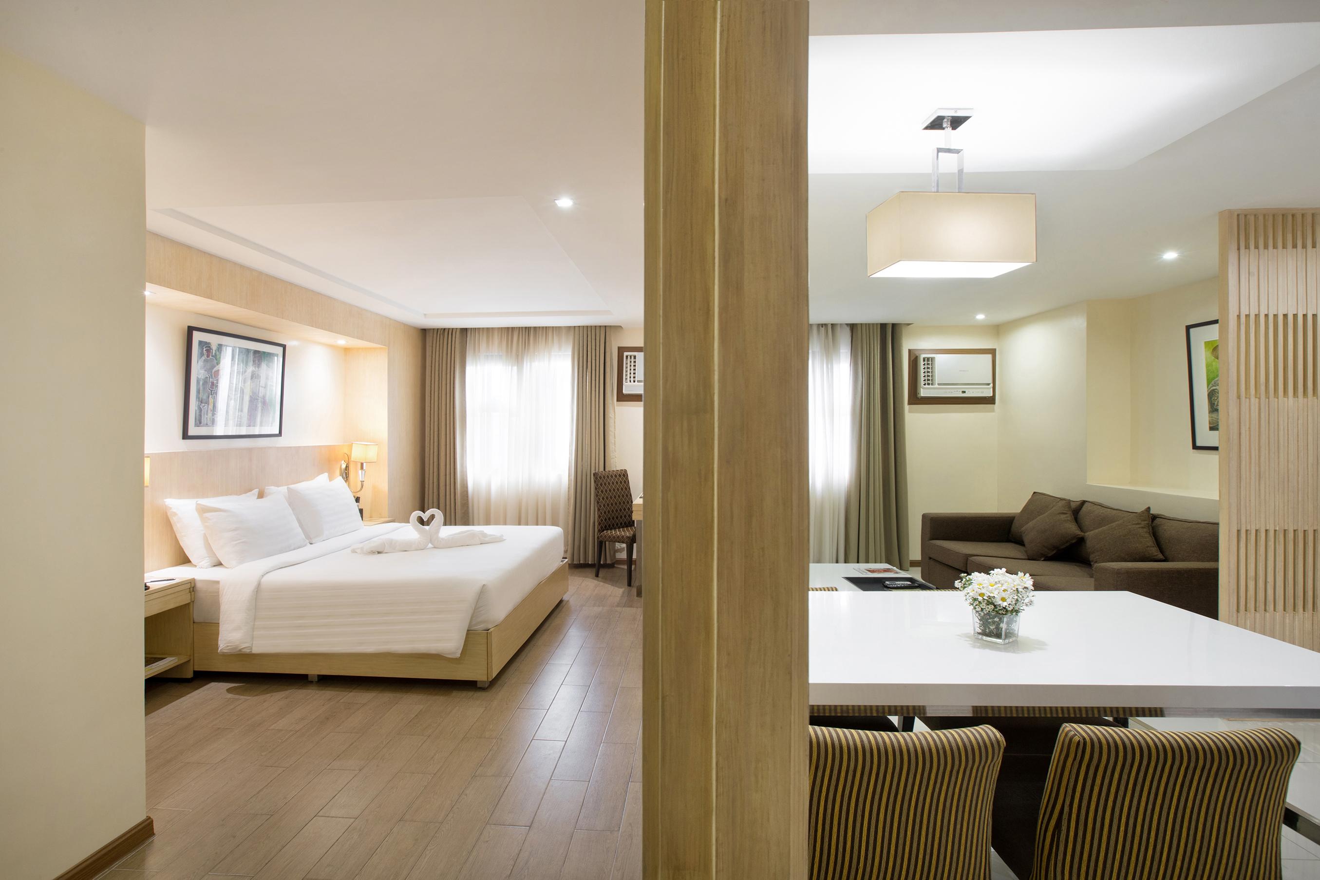 Golden Prince Hotel & Suites Cebu Екстериор снимка