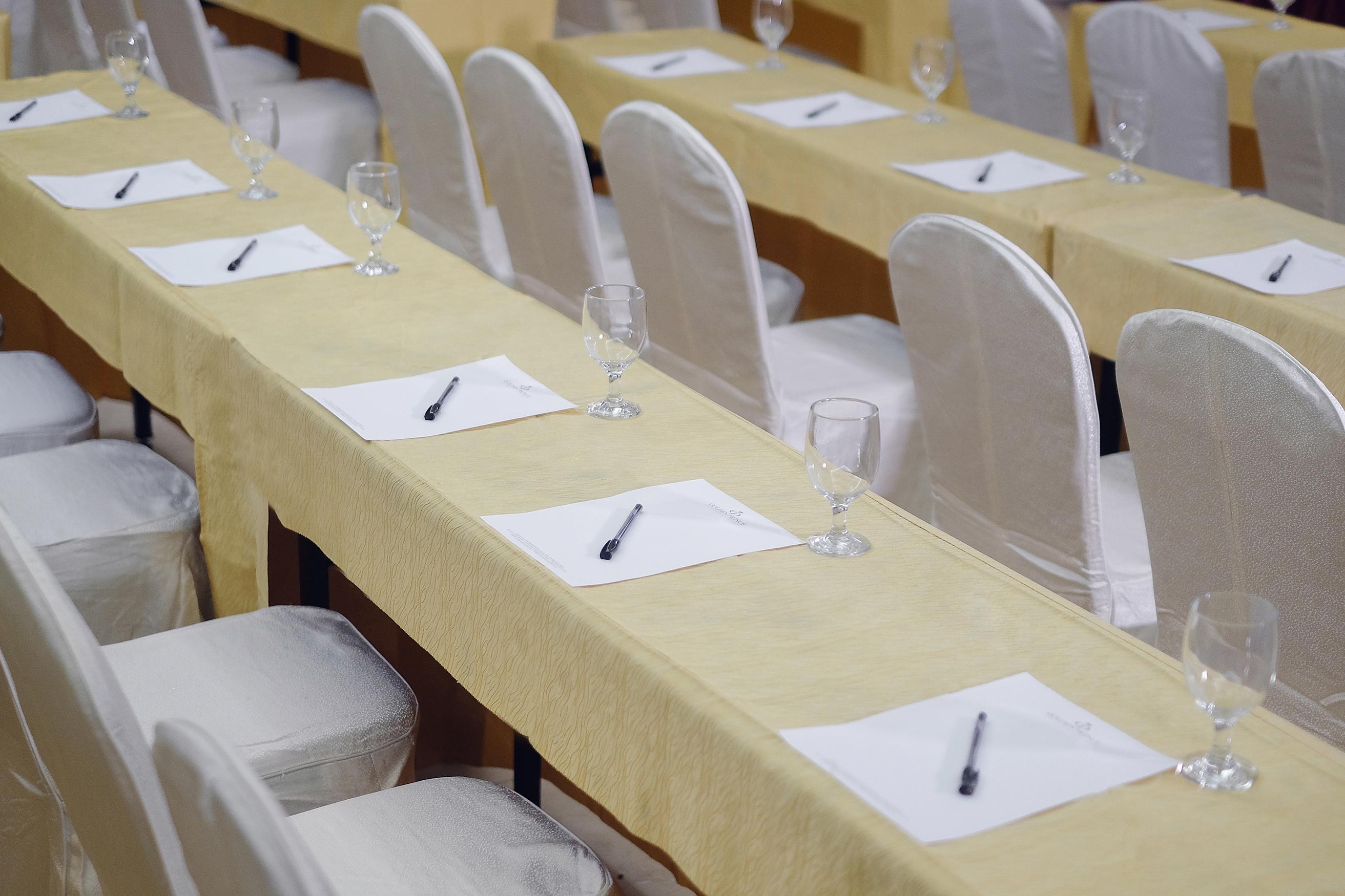 Golden Prince Hotel & Suites Cebu Екстериор снимка