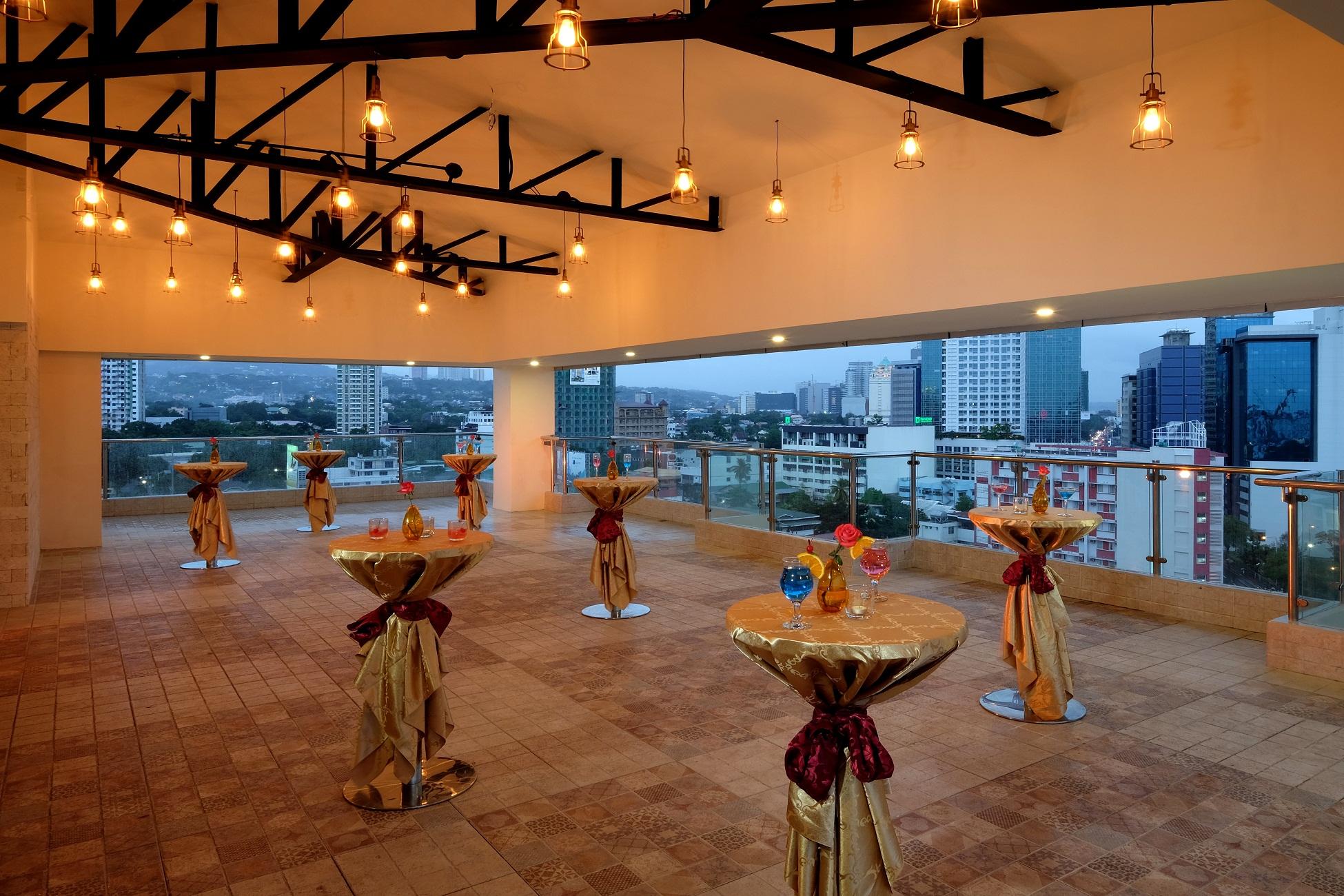 Golden Prince Hotel & Suites Cebu Екстериор снимка