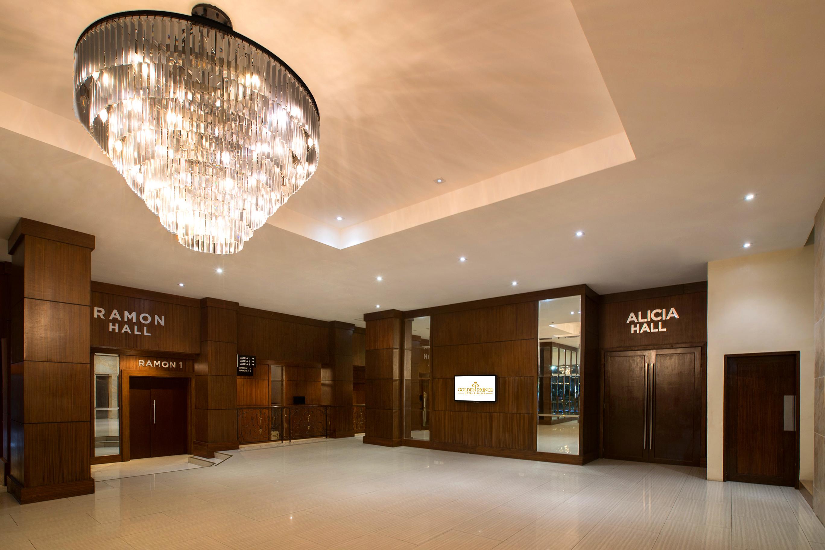 Golden Prince Hotel & Suites Cebu Екстериор снимка