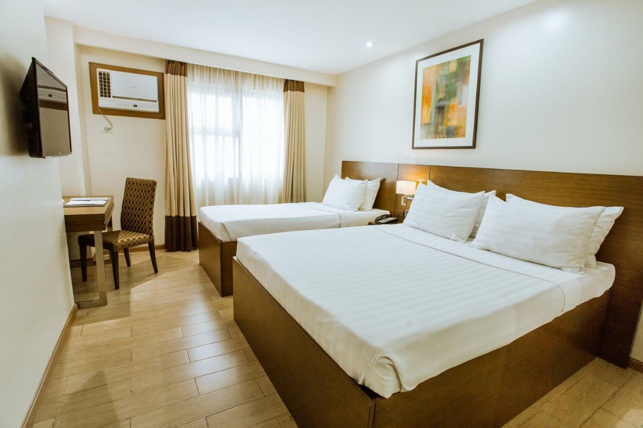 Golden Prince Hotel & Suites Cebu Екстериор снимка